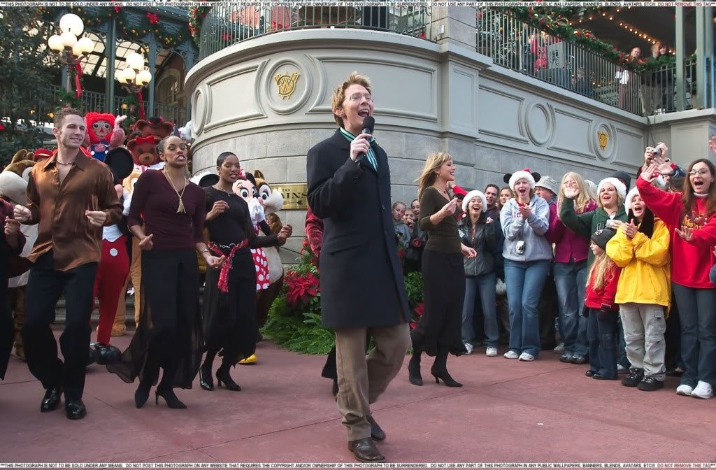 Clay Aiken The Excitement Of Santa Claus Clay Aiken News Network